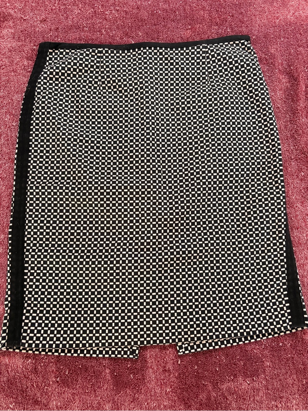 White House Black Market Black and White Checked Pencil Skirt